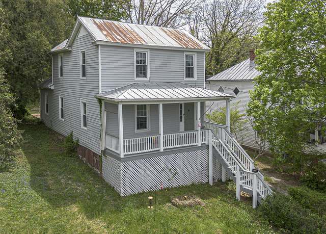 Property at 11 Tucker St, Lexington, VA 24450, 3 beds, 2 baths