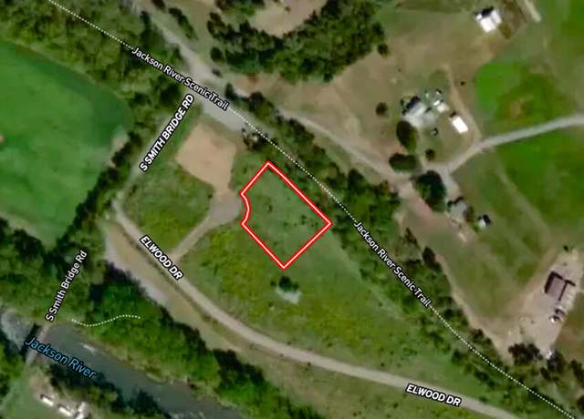 Property at 3 Elwood Dr, Hot Springs, VA 24445