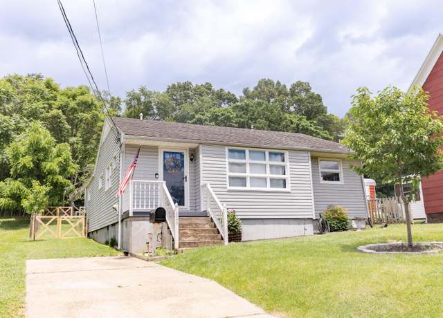 Property at 629 Orchard Ave, Buena Vista, VA 24416, 3 beds, 2 baths