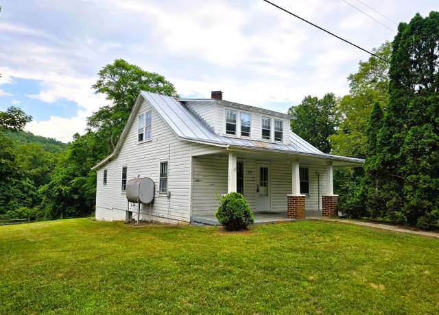 Property at 5539 S Lee Hwy, Natural Bridge, VA 24578, 3 beds, 1 bath