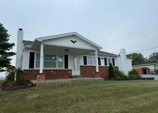 Property at 3659 Forge Rd, Glasgow, VA 24555, 2 beds, 1 bath