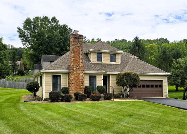 Property at 2 Grouse Run Rd, Lexington, VA 24450, 4 beds, 2.5 baths