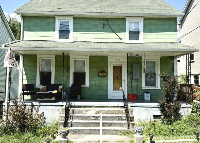 Property at 310 E Hazel St, Covington, VA 24426, 3 beds, 2 baths