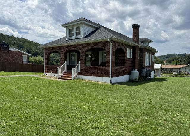 Property at 2380 Old Buena Vista Rd, Buena Vista, VA 24416, 4 beds, 1 bath