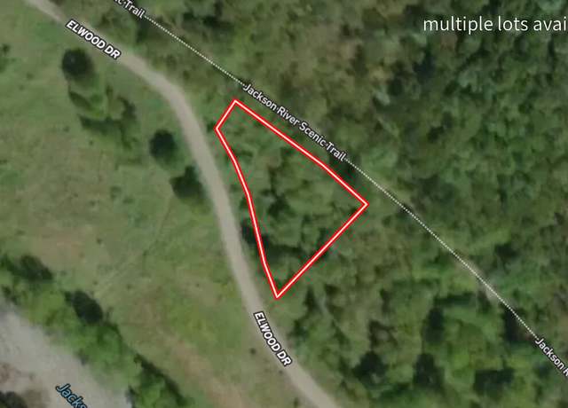 Property at 8 Elwood Dr, Hot Springs, VA 24445