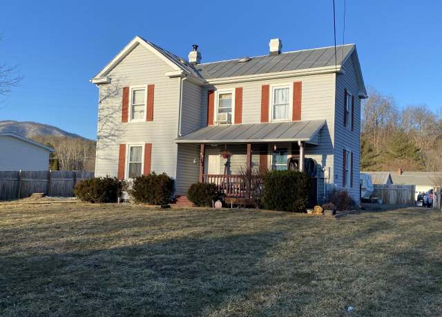 Property at 25 N Central Ave, Craigsville, VA 24430, 3 beds, 2 baths