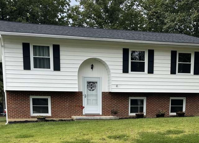 Property at 1109 Cherokee Trl, Covington, VA 24426, 4 beds, 2 baths