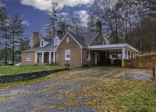 Property at 1451 Kelvin Grove Grv, Glasgow, VA 24555, 4 beds, 2 baths