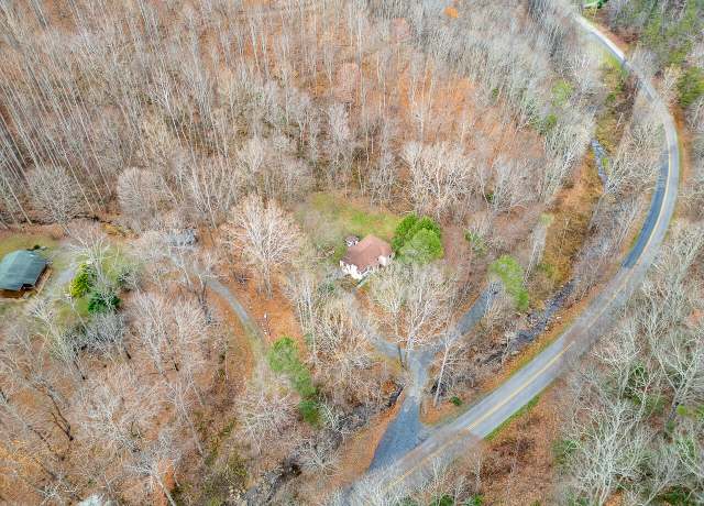 Property at 8104 Rich Patch Rd, Covington, VA 24426, 3 beds, 1 bath