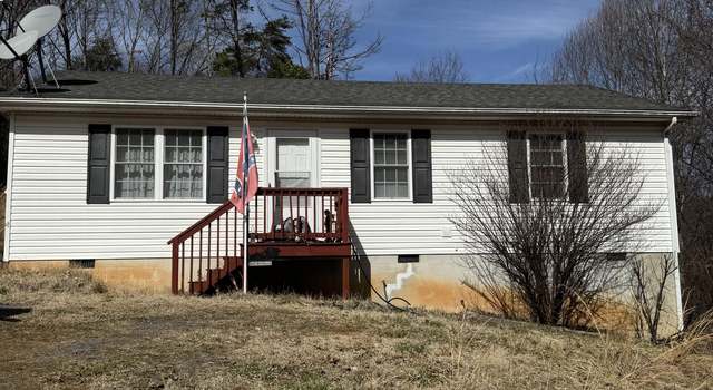 Photo of 550 Reids Hill Rd, Buena Vista, VA 24416