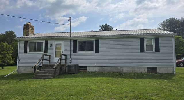 Photo of 307 Treetop Dr, Hot Springs, VA 24445