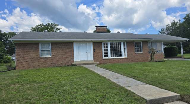 Photo of 833 Acacia Ave, Clifton Forge, VA 24422