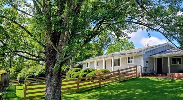 Photo of 406 Confederate Cir, Lexington, VA 24450