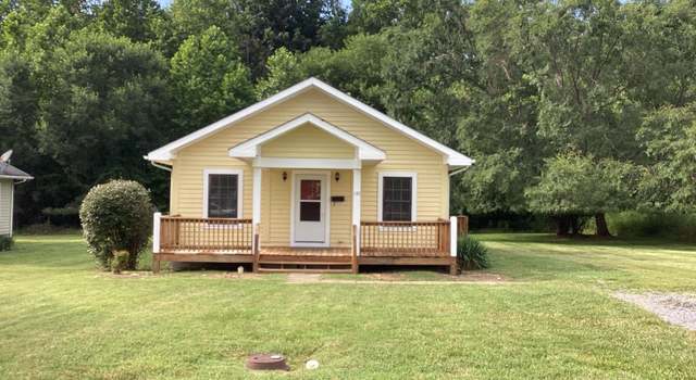 Photo of 145 E 30th St, Buena Vista, VA 24416