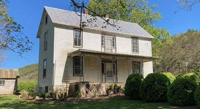 Photo of 317 Gatewood Dr, Warm Springs, VA 24484