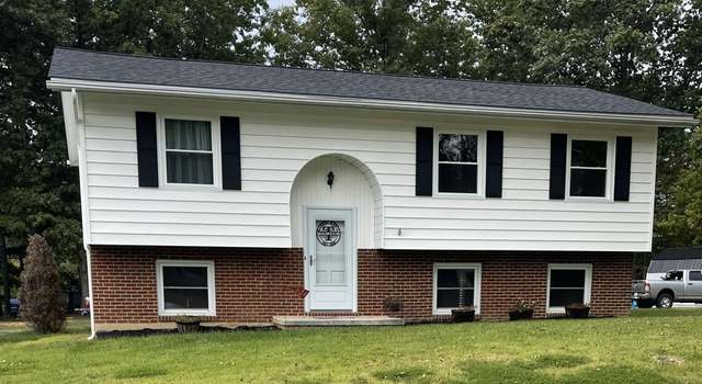 Photo of 1109 Cherokee Trl, Covington, VA 24426