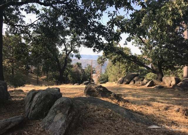 Property at 29101 Woodview Ct, Tehachapi, CA 93561