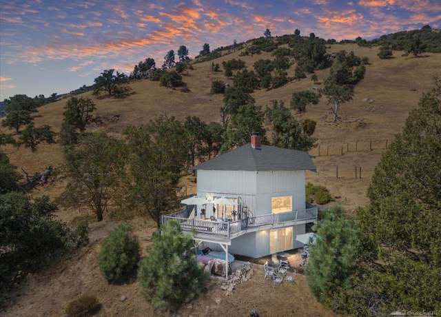 Property at 24551 Pueblo Ct, Tehachapi, CA 93561, 3 beds, 3 baths
