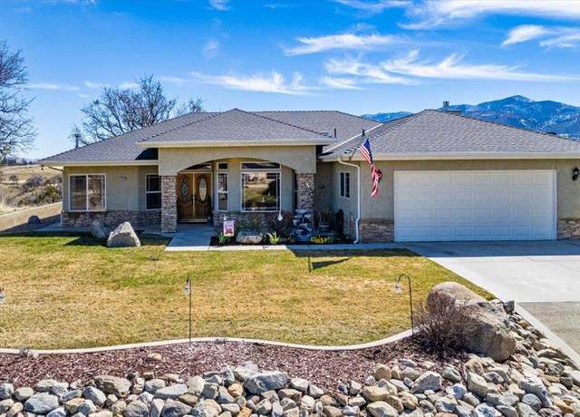 Property at 22104 Mccarthy Dr, Tehachapi, CA 93561, 3 beds, 2 baths