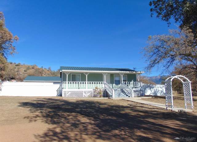 Property at 21201 Thompson Canyon Ave, Caliente, CA 93518, 2 beds, 1 bath