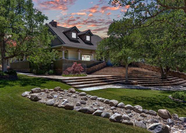 Property at 20700 Oak Glen Ct, Tehachapi, CA 93561, 3 beds, 4 baths