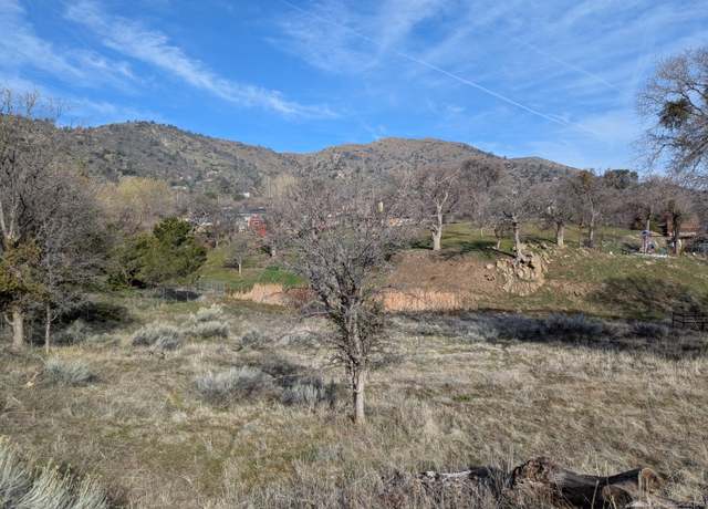 Property at 21213 Country Club Dr, Tehachapi, CA 93561