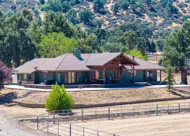 Property at 27501 Cumberland Rd, Tehachapi, CA 93561, 5 beds, 4.5 baths