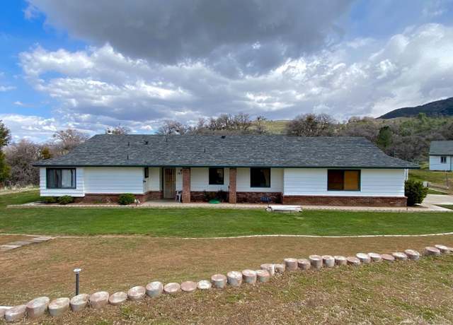 Property at 19720 Water Canyon Rd, Tehachapi, CA 93561, 3 beds, 2 baths