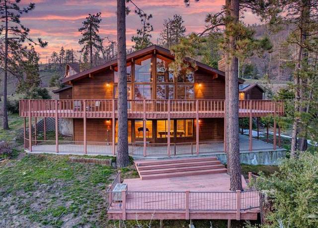 Property at 29141 Surrey Way, Tehachapi, CA 93561, 3 beds, 3 baths