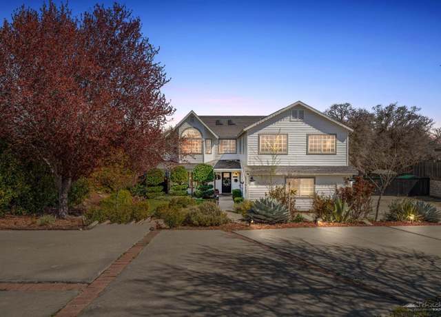 Property at 22830 Lake Dr, Tehachapi, CA 93561, 5 beds, 3.5 baths