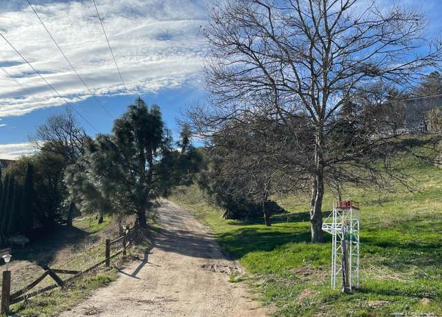 Property at 19461 Jacks Hill Rd, Tehachapi, CA 93561, 3 beds, 2 baths