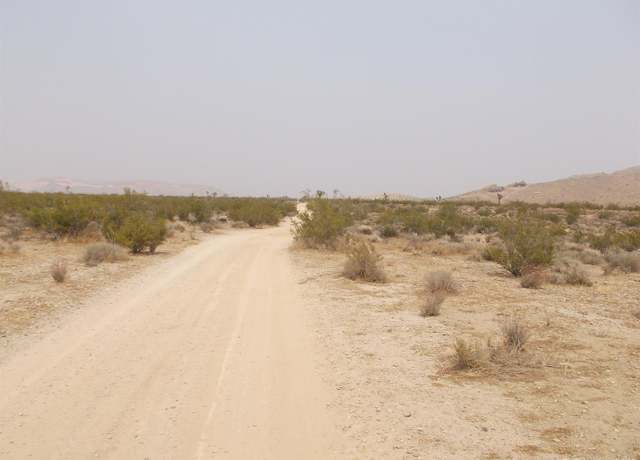 Property at 0 71 St W, Rosamond, CA 93560