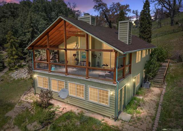 Property at 27341 Deertrail Dr, Tehachapi, CA 93561, 2 beds, 3 baths