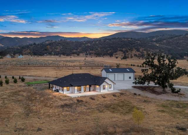 Property at 23003 Creekside Dr, Tehachapi, CA 93561, 4 beds, 3 baths