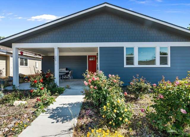 Property at 325 W D St, Tehachapi, CA 93561, 3 beds, 2 baths
