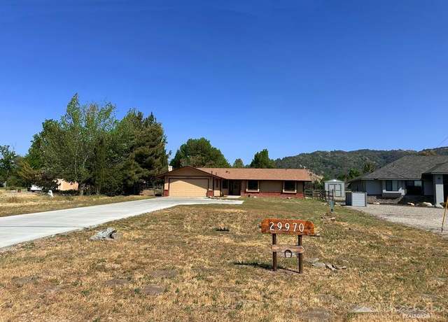 Property at 29970 N Lower Valley Rd, Tehachapi, CA 93561, 3 beds, 2 baths