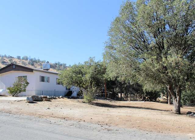 Property at 138 Lake Dr, Bodfish, CA 93205, 2 beds, 2 baths