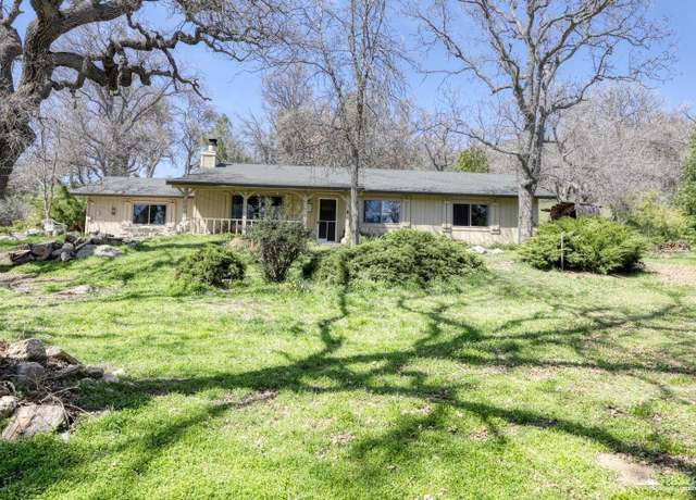 Property at 24340 Willow Pass Dr, Tehachapi, CA 93561, 3 beds, 2 baths