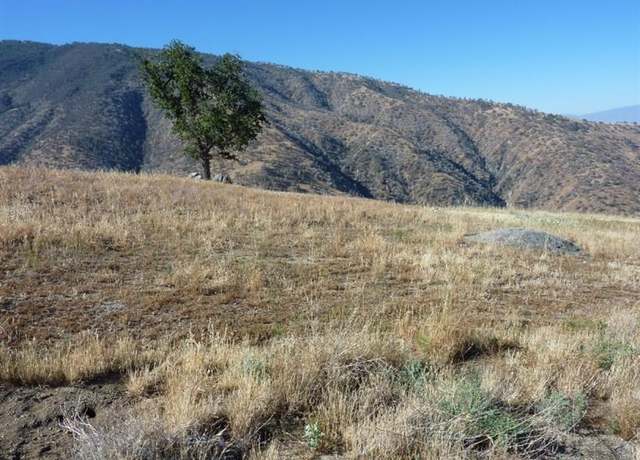 Property at 33200 Deertrail Dr, Tehachapi, CA 93561