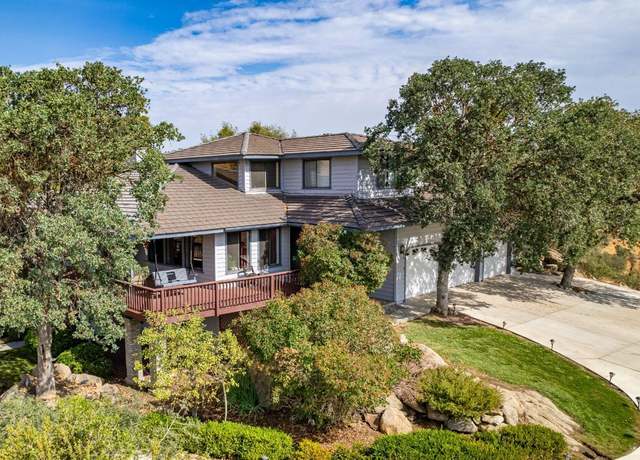 Property at 29060 Peregrine Pl, Tehachapi, CA 93561, 5 beds, 3.5 baths