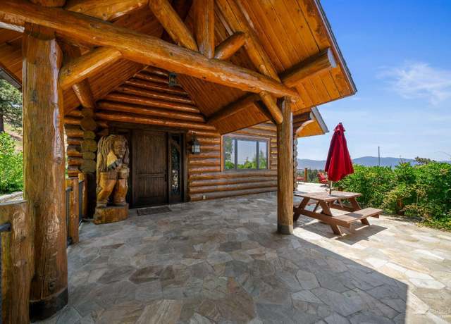 Property at 26000 Deertrail Dr, Tehachapi, CA 93561, 4 beds, 3.5 baths