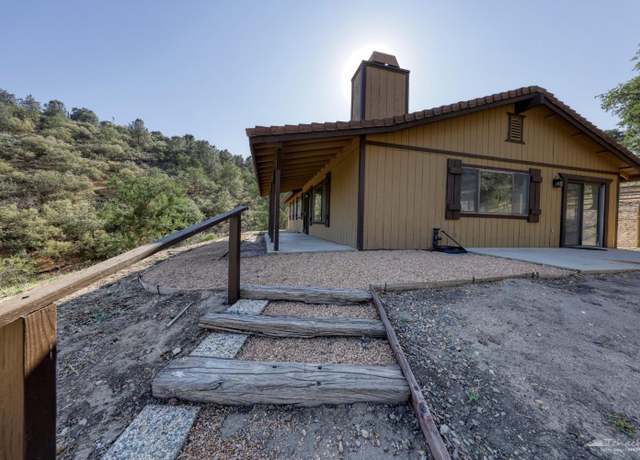 Property at 25470 Bear Valley Rd, Tehachapi, CA 93561, 3 beds, 2 baths