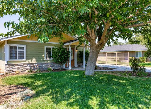 Property at 213 I St, Tehachapi, CA 93561, 2 beds, 1 bath