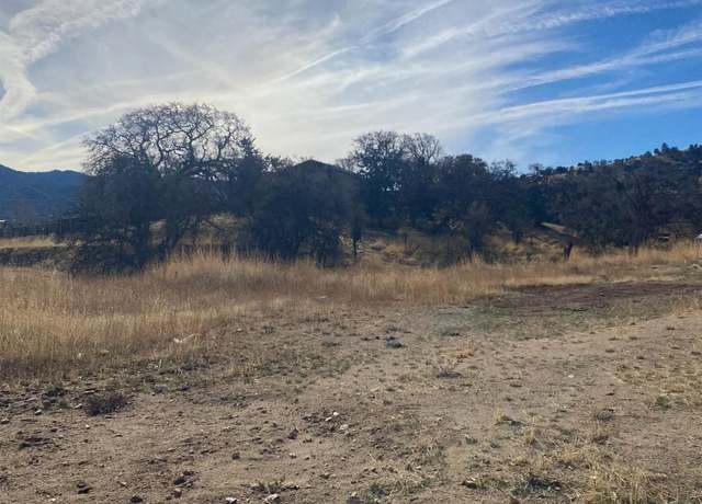 Property at 21116 Stage Dr, Tehachapi, CA 93561