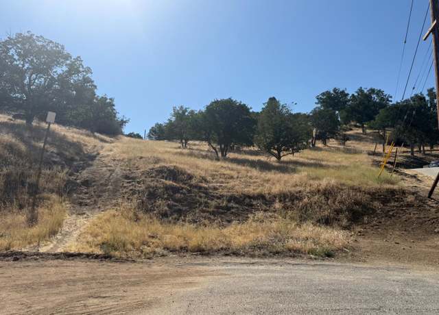 Property at 21621 Stage Dr, Tehachapi, CA 93561