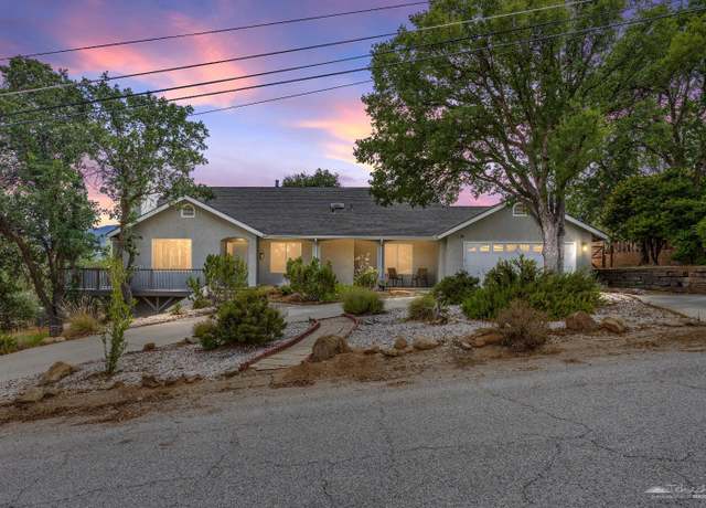 Property at 21508 Indian Wells Dr, Tehachapi, CA 93561, 4 beds, 2 baths