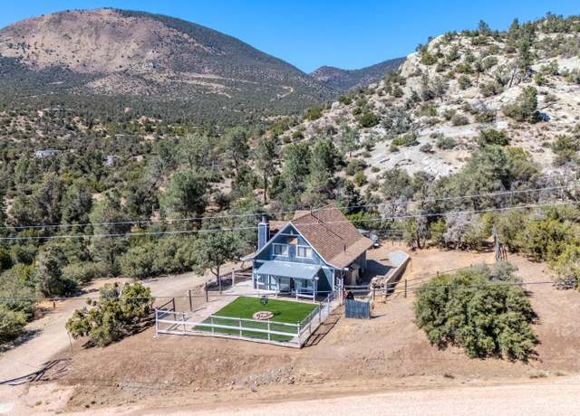 Property at 11501 Halter Dr, Tehachapi, CA 93561, 2 beds, 1 bath
