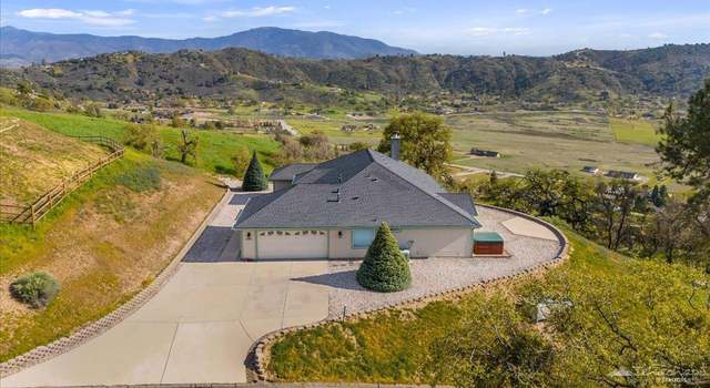 Photo of 27200 Barkes Way, Tehachapi, CA 93561