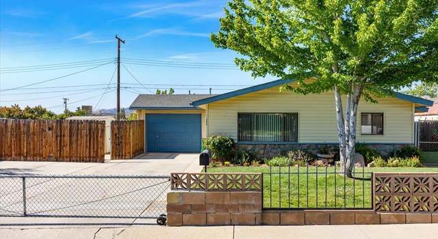 Photo of 205 Spruce St, Tehachapi, CA 93561