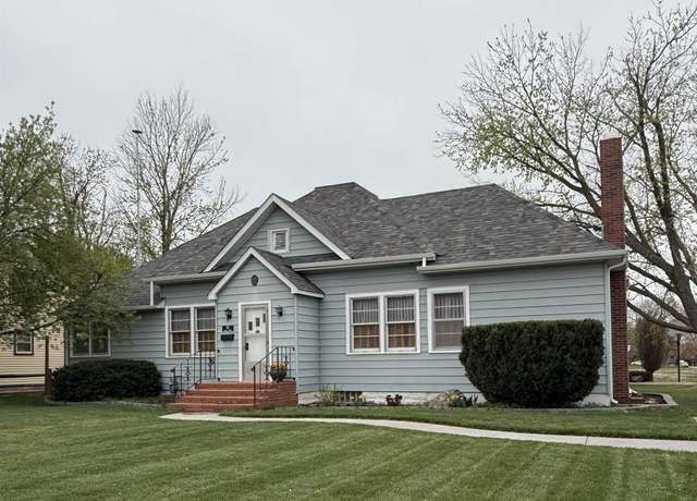 Property at 521 Corse Ave Ave, Larned, KS 67550, 4 beds, 2 baths